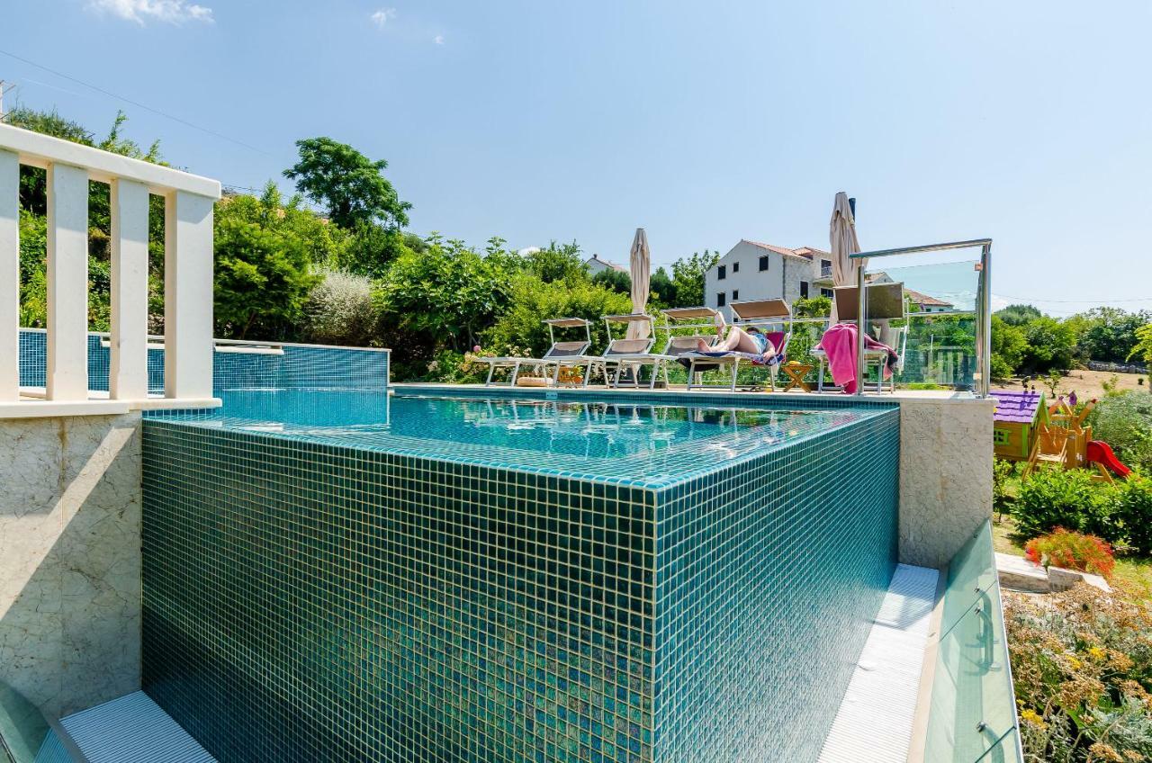 Villa La Vagabonda 奥拉萨奇 外观 照片